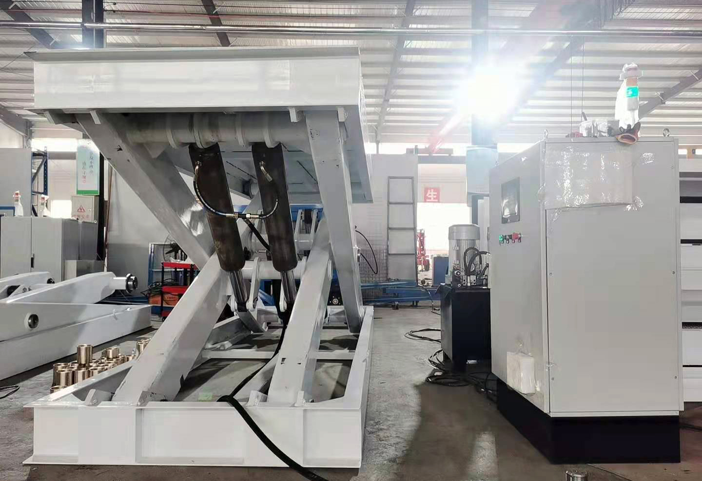 電動(dòng)升降平臺